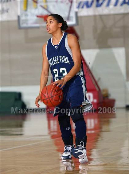 Thumbnail 3 in College Park vs. Summit (McDonald's Texas Invitational) photogallery.