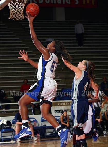 Thumbnail 3 in College Park vs. Summit (McDonald's Texas Invitational) photogallery.
