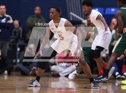 Thumbnail 2 in St. Vincent-St. Mary vs. Lima Senior (OHSAA DI Regional Final) photogallery.
