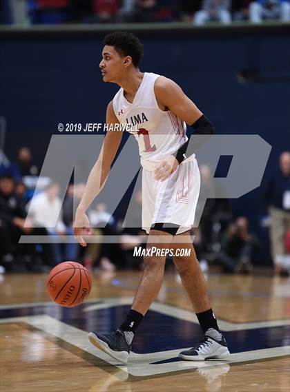 Thumbnail 2 in St. Vincent-St. Mary vs. Lima Senior (OHSAA DI Regional Final) photogallery.