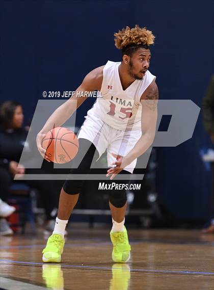 Thumbnail 3 in St. Vincent-St. Mary vs. Lima Senior (OHSAA DI Regional Final) photogallery.
