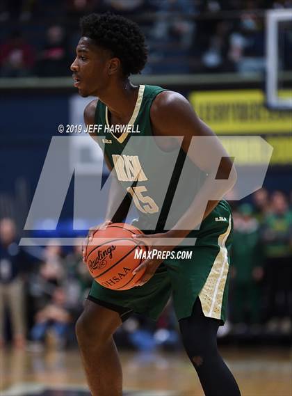 Thumbnail 3 in St. Vincent-St. Mary vs. Lima Senior (OHSAA DI Regional Final) photogallery.