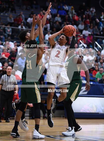 Thumbnail 3 in St. Vincent-St. Mary vs. Lima Senior (OHSAA DI Regional Final) photogallery.