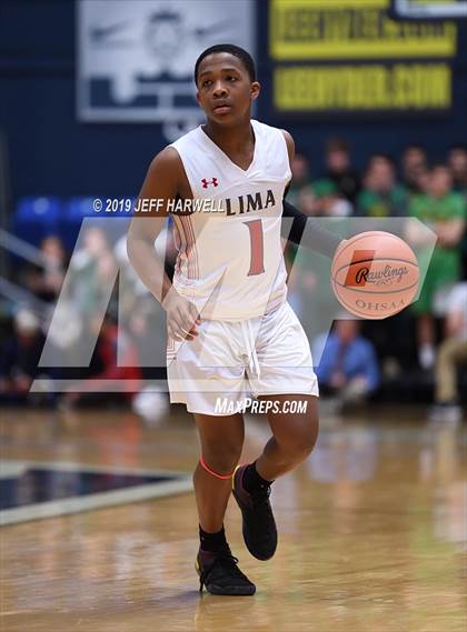 Thumbnail 1 in St. Vincent-St. Mary vs. Lima Senior (OHSAA DI Regional Final) photogallery.
