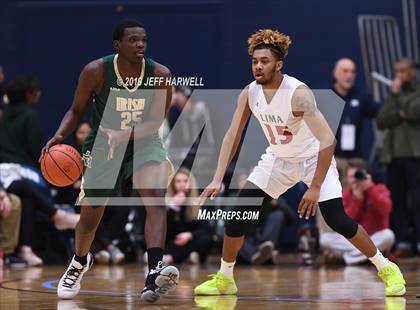 Thumbnail 2 in St. Vincent-St. Mary vs. Lima Senior (OHSAA DI Regional Final) photogallery.