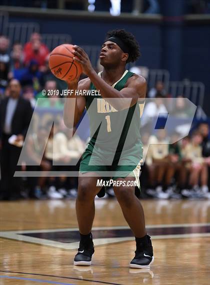 Thumbnail 1 in St. Vincent-St. Mary vs. Lima Senior (OHSAA DI Regional Final) photogallery.