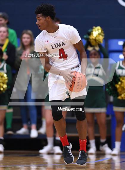 Thumbnail 2 in St. Vincent-St. Mary vs. Lima Senior (OHSAA DI Regional Final) photogallery.