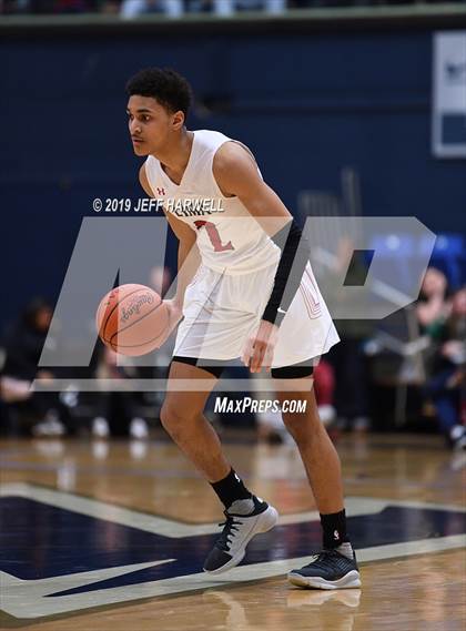 Thumbnail 3 in St. Vincent-St. Mary vs. Lima Senior (OHSAA DI Regional Final) photogallery.