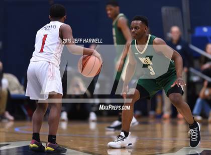 Thumbnail 1 in St. Vincent-St. Mary vs. Lima Senior (OHSAA DI Regional Final) photogallery.