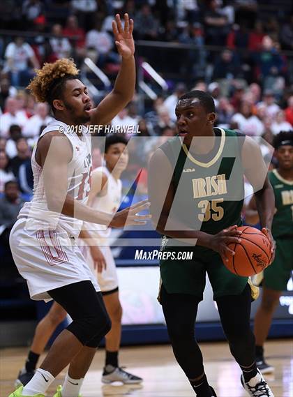 Thumbnail 1 in St. Vincent-St. Mary vs. Lima Senior (OHSAA DI Regional Final) photogallery.