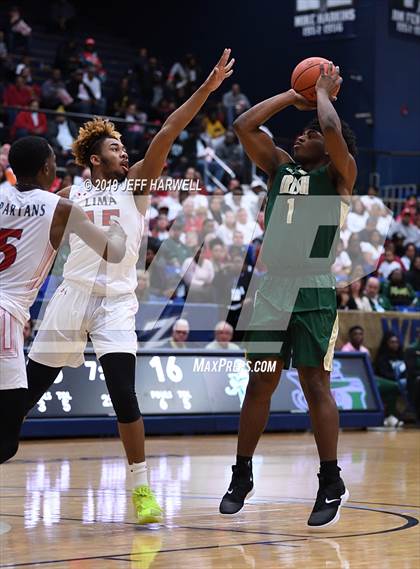 Thumbnail 2 in St. Vincent-St. Mary vs. Lima Senior (OHSAA DI Regional Final) photogallery.