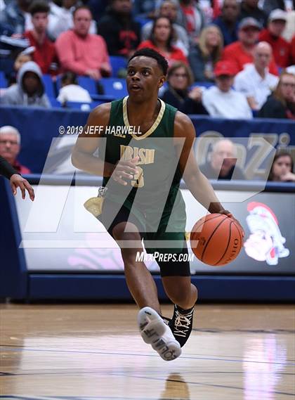 Thumbnail 1 in St. Vincent-St. Mary vs. Lima Senior (OHSAA DI Regional Final) photogallery.
