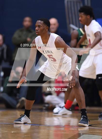 Thumbnail 1 in St. Vincent-St. Mary vs. Lima Senior (OHSAA DI Regional Final) photogallery.
