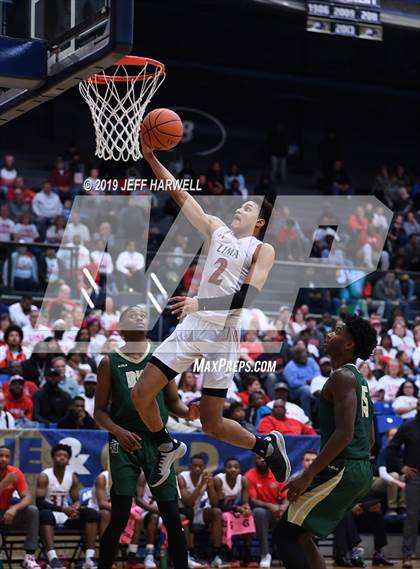 Thumbnail 1 in St. Vincent-St. Mary vs. Lima Senior (OHSAA DI Regional Final) photogallery.
