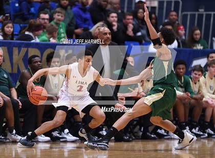 Thumbnail 2 in St. Vincent-St. Mary vs. Lima Senior (OHSAA DI Regional Final) photogallery.
