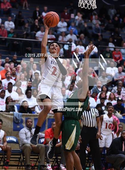 Thumbnail 3 in St. Vincent-St. Mary vs. Lima Senior (OHSAA DI Regional Final) photogallery.