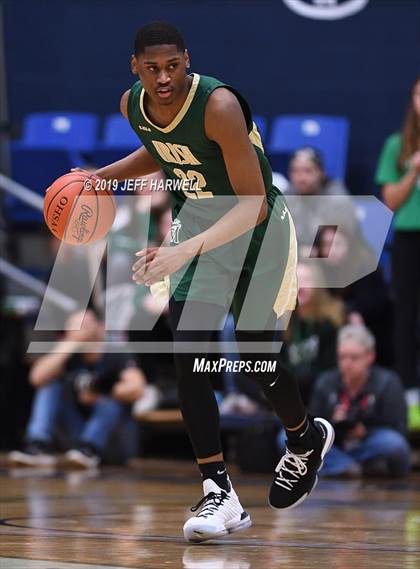 Thumbnail 3 in St. Vincent-St. Mary vs. Lima Senior (OHSAA DI Regional Final) photogallery.