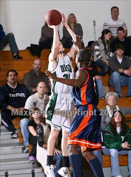 Thumbnail 2 in Brewster vs. Lincoln Hall (5th Annual Putnam Challenge) photogallery.