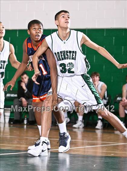 Thumbnail 3 in Brewster vs. Lincoln Hall (5th Annual Putnam Challenge) photogallery.