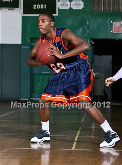 Thumbnail 3 in Brewster vs. Lincoln Hall (5th Annual Putnam Challenge) photogallery.