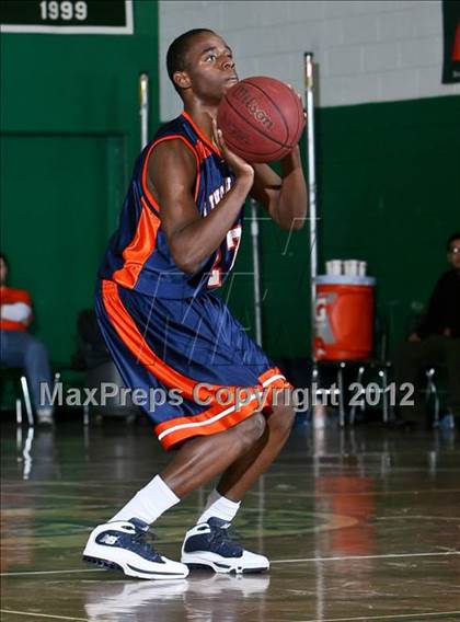 Thumbnail 2 in Brewster vs. Lincoln Hall (5th Annual Putnam Challenge) photogallery.