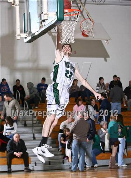 Thumbnail 3 in Brewster vs. Lincoln Hall (5th Annual Putnam Challenge) photogallery.