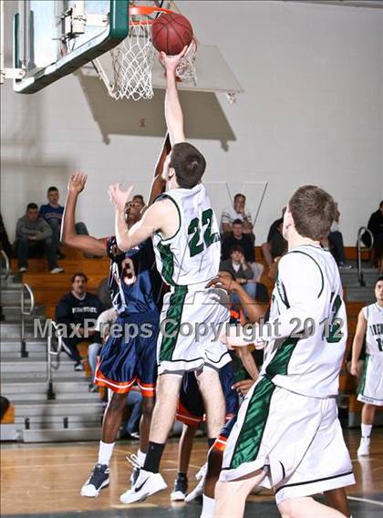 Thumbnail 3 in Brewster vs. Lincoln Hall (5th Annual Putnam Challenge) photogallery.
