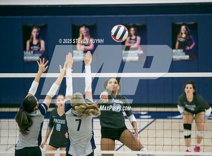 Thumbnail 2 in JV: Lakeridge @ St. Mary's Academy photogallery.