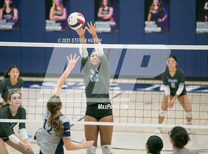 Thumbnail 1 in JV: Lakeridge @ St. Mary's Academy photogallery.