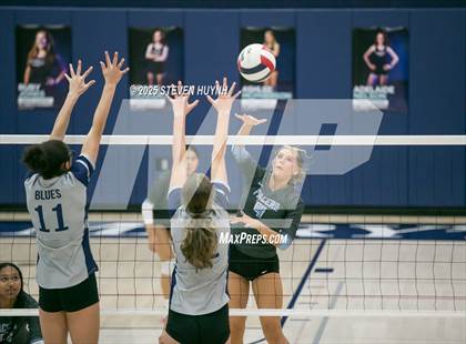 Thumbnail 3 in JV: Lakeridge @ St. Mary's Academy photogallery.