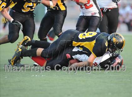 Thumbnail 1 in Terra Nova vs. Seaside (CIF CCS D3 Final) photogallery.