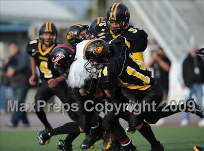 Thumbnail 3 in Terra Nova vs. Seaside (CIF CCS D3 Final) photogallery.