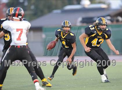 Thumbnail 1 in Terra Nova vs. Seaside (CIF CCS D3 Final) photogallery.