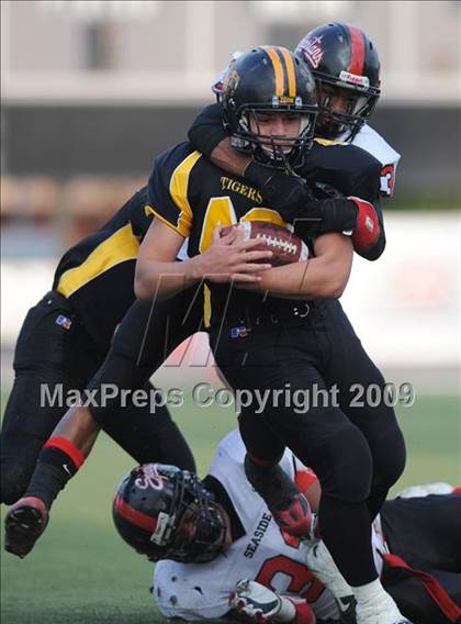 Thumbnail 2 in Terra Nova vs. Seaside (CIF CCS D3 Final) photogallery.