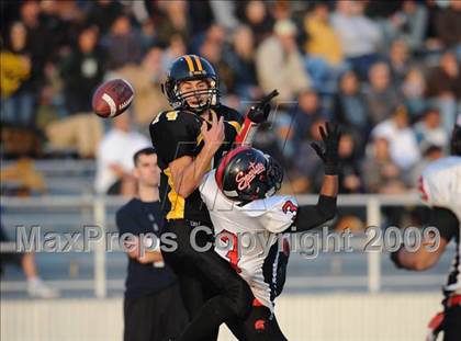 Thumbnail 1 in Terra Nova vs. Seaside (CIF CCS D3 Final) photogallery.