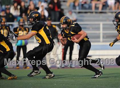 Thumbnail 1 in Terra Nova vs. Seaside (CIF CCS D3 Final) photogallery.
