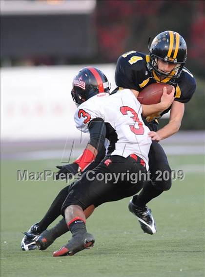 Thumbnail 1 in Terra Nova vs. Seaside (CIF CCS D3 Final) photogallery.