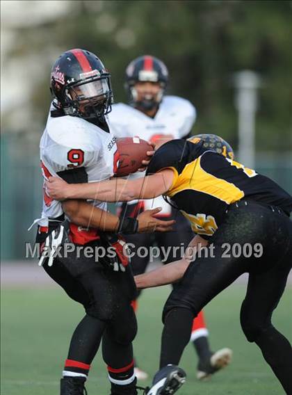 Thumbnail 3 in Terra Nova vs. Seaside (CIF CCS D3 Final) photogallery.