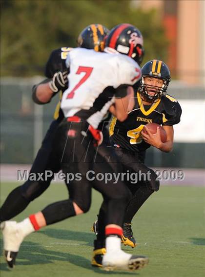Thumbnail 2 in Terra Nova vs. Seaside (CIF CCS D3 Final) photogallery.