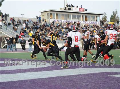 Thumbnail 3 in Terra Nova vs. Seaside (CIF CCS D3 Final) photogallery.