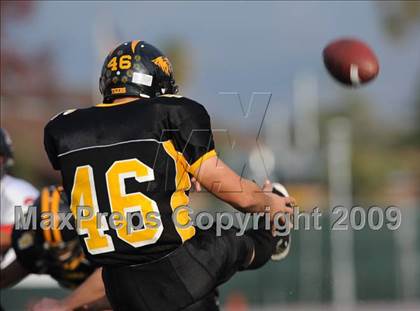 Thumbnail 3 in Terra Nova vs. Seaside (CIF CCS D3 Final) photogallery.
