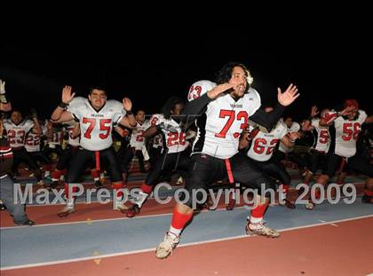 Thumbnail 3 in Terra Nova vs. Seaside (CIF CCS D3 Final) photogallery.