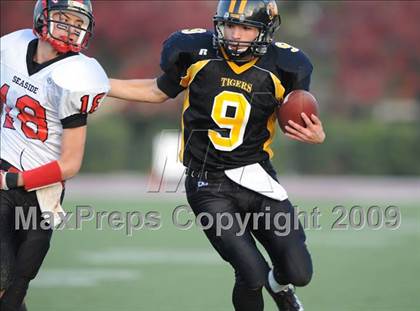 Thumbnail 1 in Terra Nova vs. Seaside (CIF CCS D3 Final) photogallery.