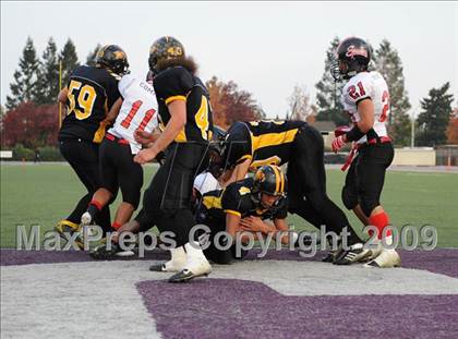Thumbnail 1 in Terra Nova vs. Seaside (CIF CCS D3 Final) photogallery.