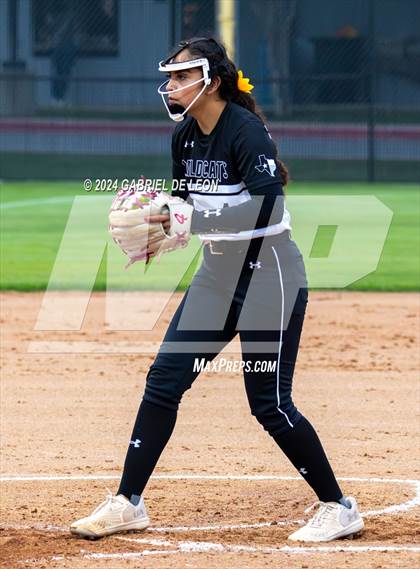 Thumbnail 1 in Weslaco East @ Harlingen South photogallery.