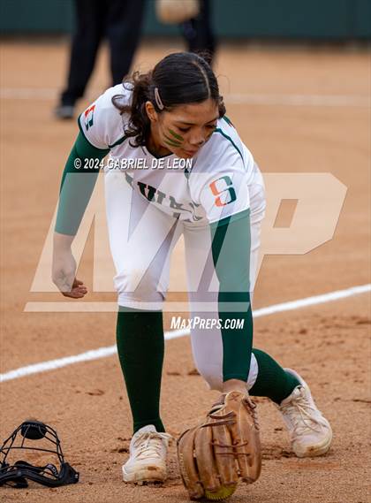 Thumbnail 2 in Weslaco East @ Harlingen South photogallery.