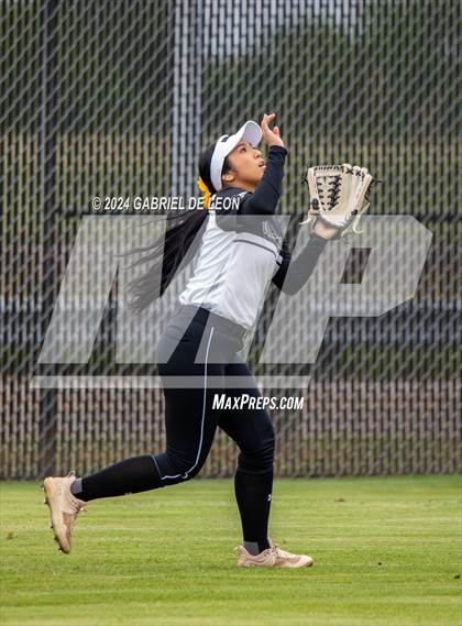 Thumbnail 1 in Weslaco East @ Harlingen South photogallery.