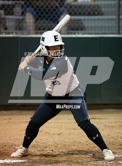 Thumbnail 1 in Weslaco East @ Harlingen South photogallery.