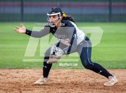 Thumbnail 2 in Weslaco East @ Harlingen South photogallery.