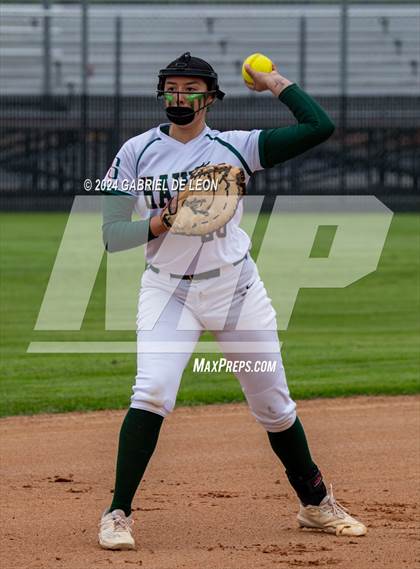Thumbnail 2 in Weslaco East @ Harlingen South photogallery.